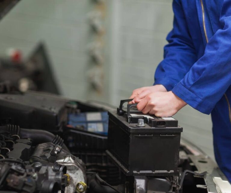 Common Signs Your Car Battery Needs Replacement Tommy s Automotive common-signs-your-car-battery-needs-replacement-tommy-s-automotive